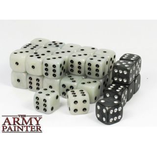 WARGAMING DICE: WHITE WITH BLACK