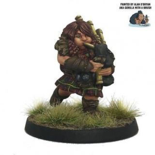 Dwarf Bagpiper