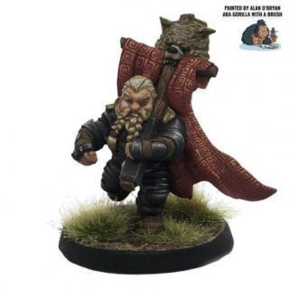 Dwarf Standard Bearer